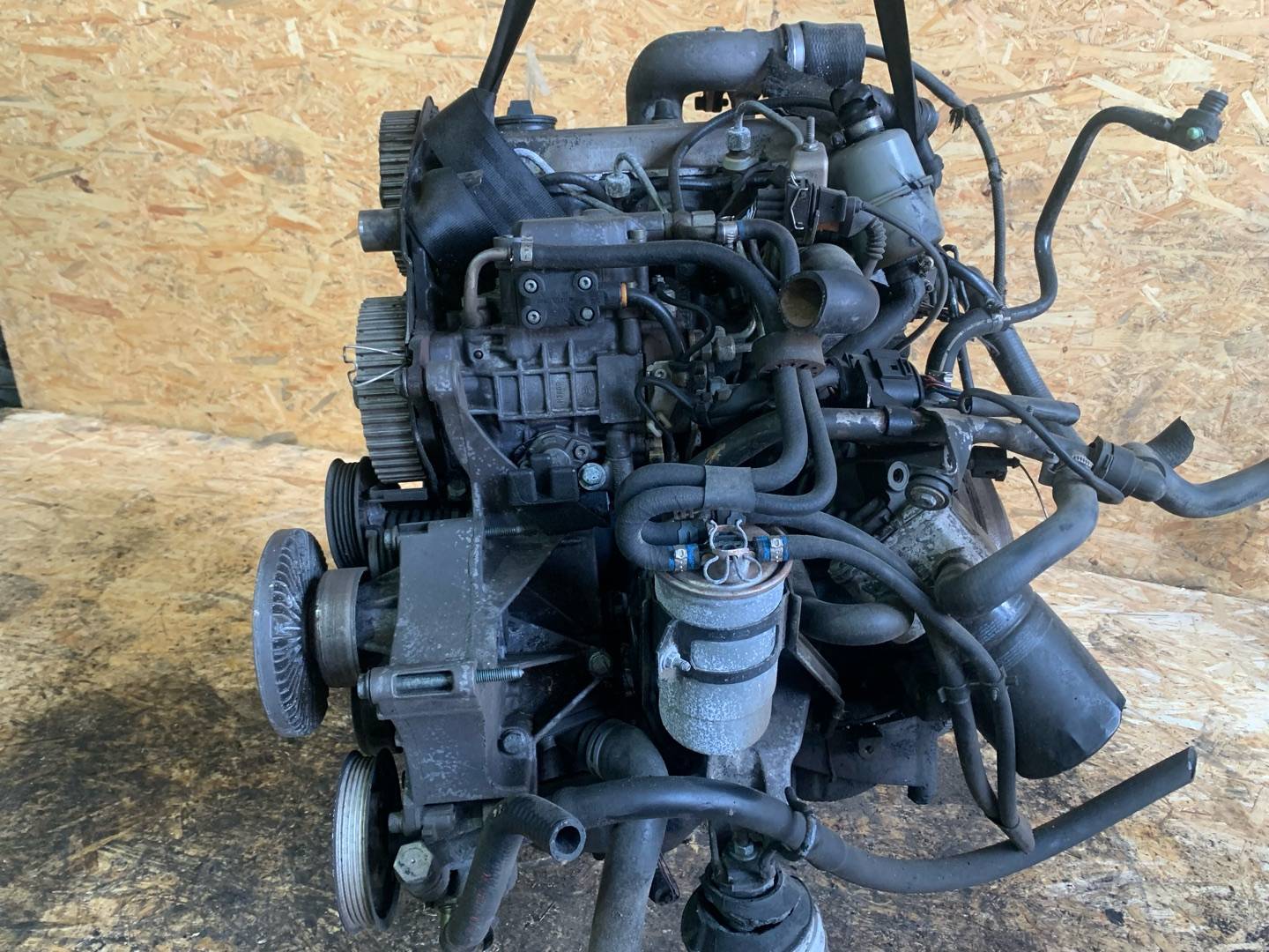 Двигатель Volkswagen Passat B5 1.9л 1999 — фото 2