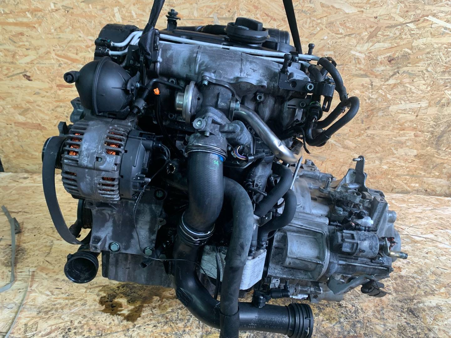 Двигатель Volkswagen Touran 2л 2006 — фото 2