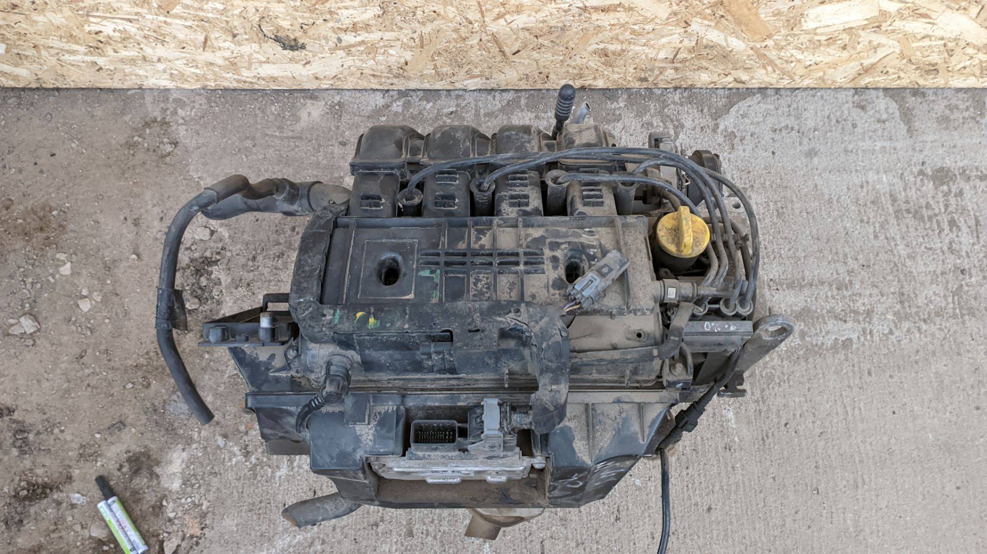 Двигатель Renault Clio 3 1.2л 2008 — фото 2