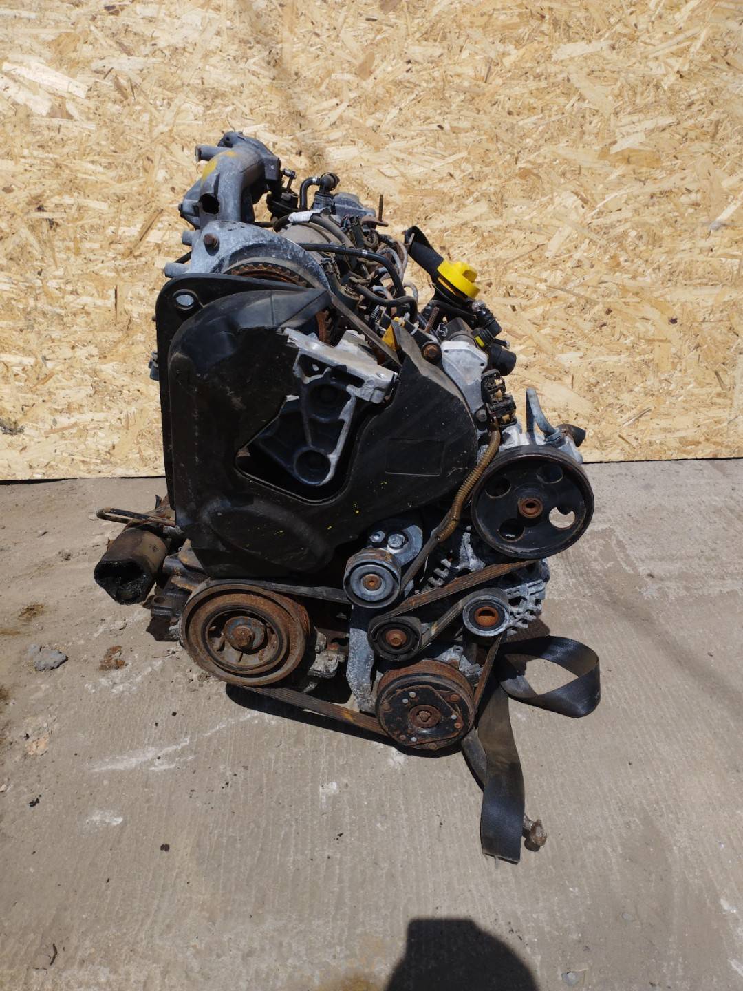 Двигатель Renault Megane 1.9л 1999 — фото 3