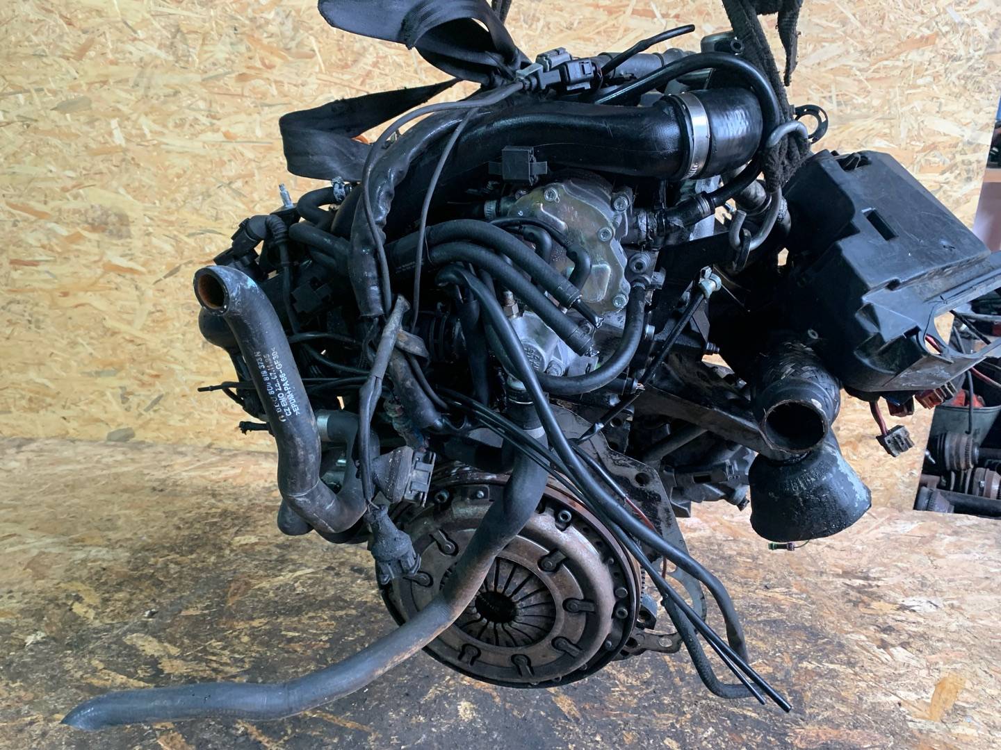 Двигатель Volkswagen Passat B5 1.9л 2000 — фото 3