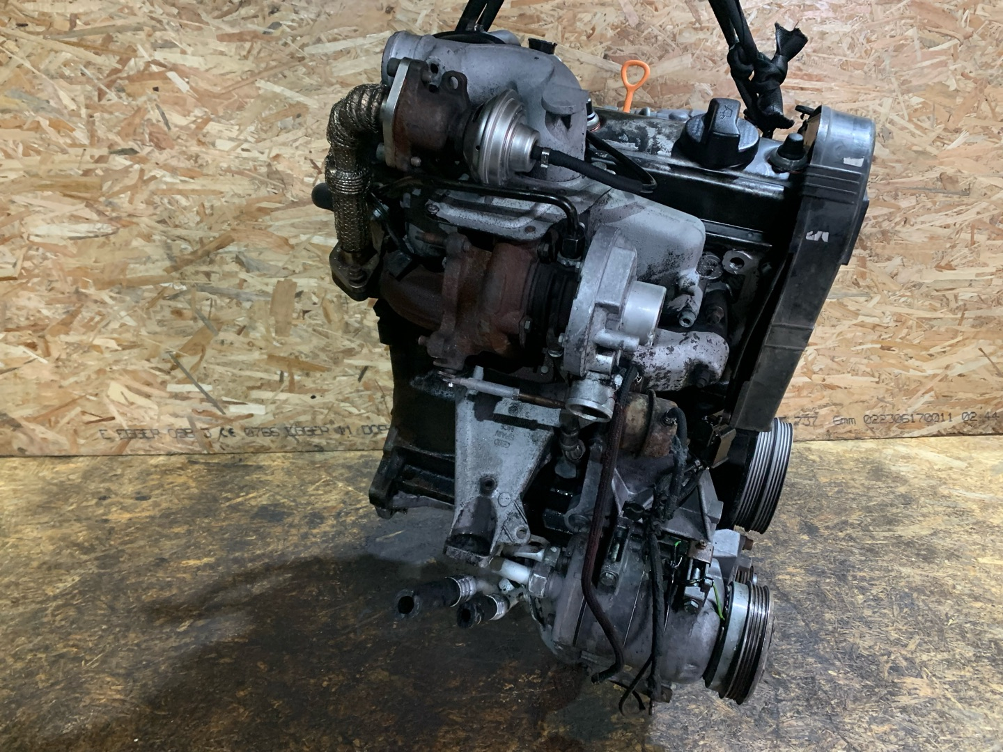 Двигатель Volkswagen Passat B5 1.9л 2000 — фото 2
