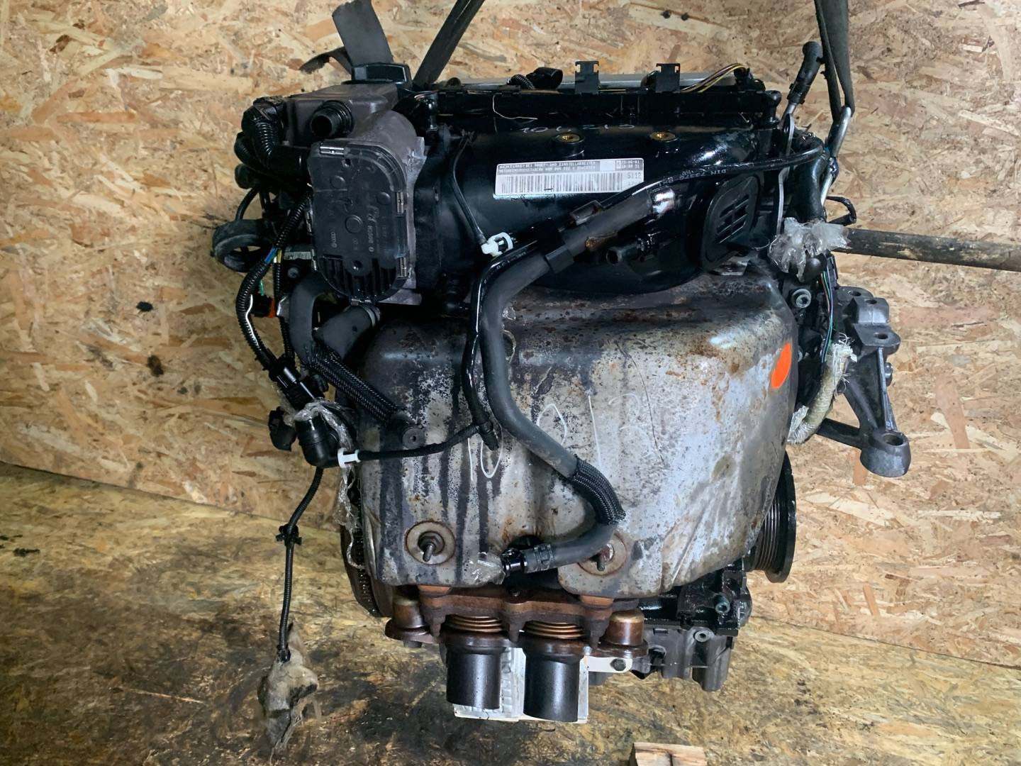 Двигатель Volkswagen Golf 4 2.3л 2001 — фото 2