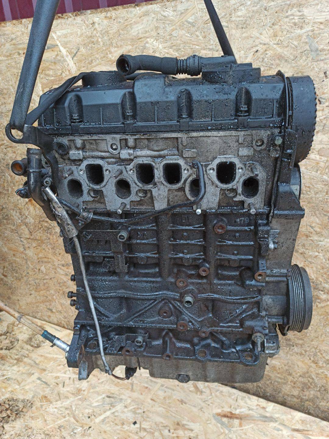 Двигатель Volkswagen Golf 4 1.9л 2000 — фото 3