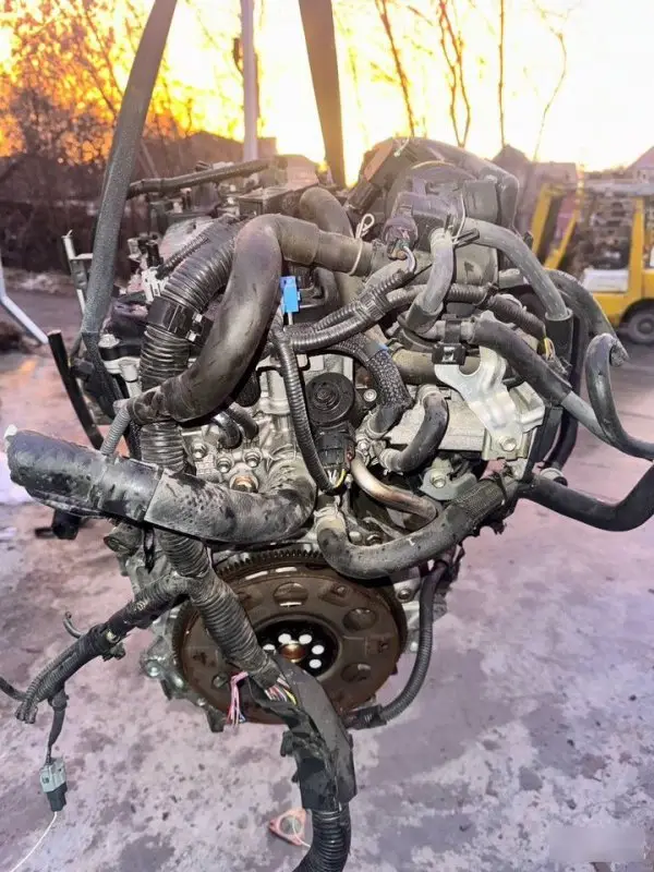 Двигатель Toyota Yaris 1NR1 1NRFE — фото 2