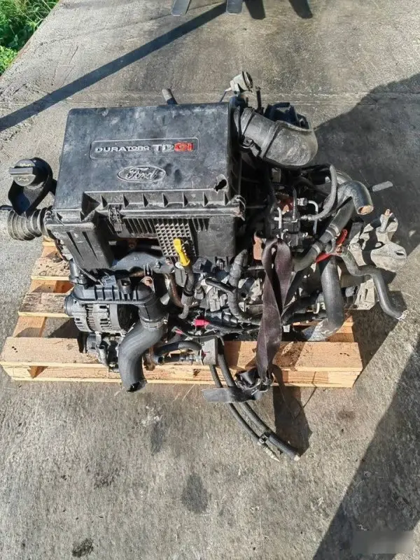 Двигатель Ford Transit 22RR 2.2