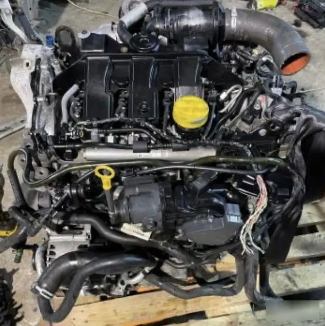 Двигатель Renault DFF00 R9M402