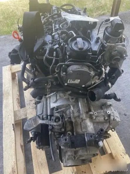 Двигатель Audi A1 CFNB CFHB — фото 2