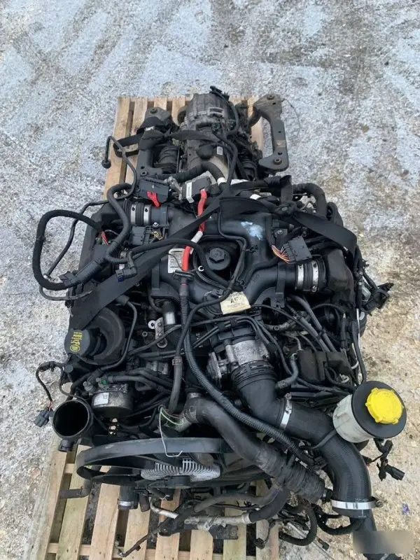 Двигатель Land Rover LR022733 448DT — фото 2