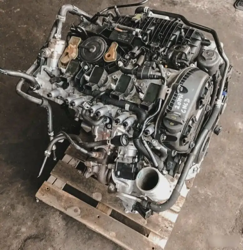 Двигатель Audi A4 CNCD