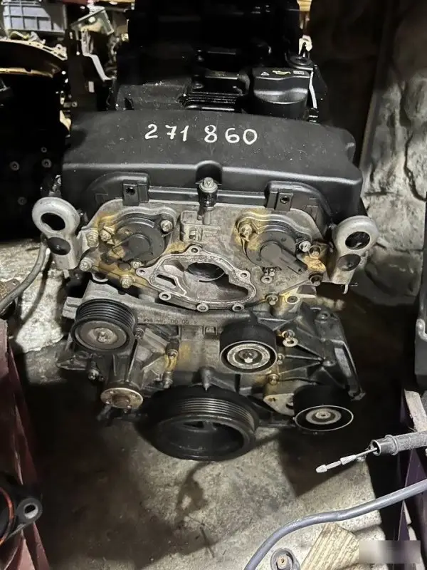 Двигатель Mercedes 2710104597 M271860