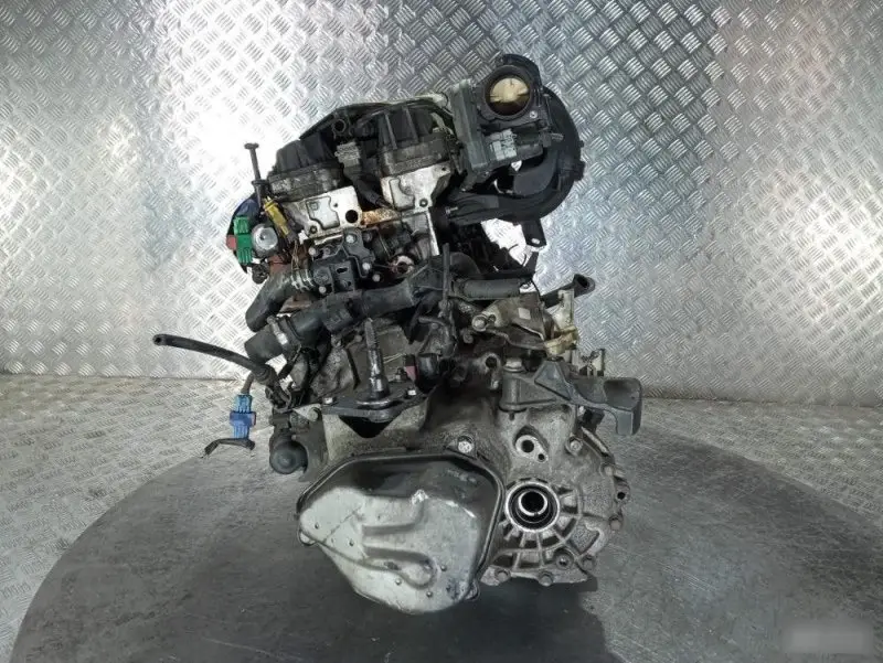 Двигатель Peugeot 00000139SA NFU — фото 2