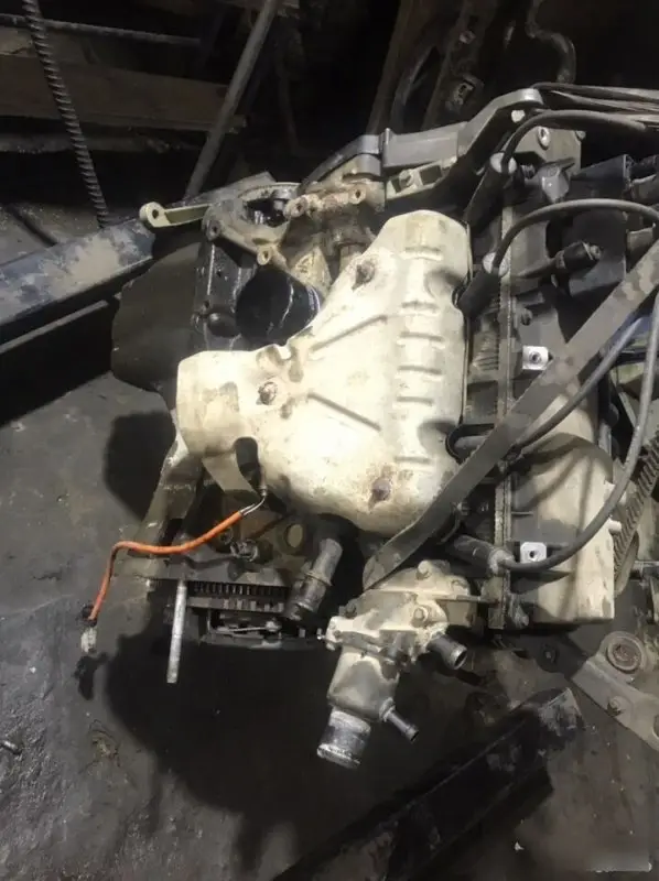 Двигатель Renault Logan 1 3458875 8 КЛ. 1.6